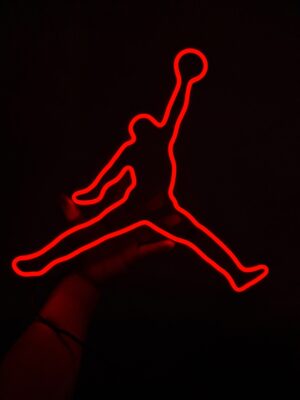 Hermoso Jhordan Neon Rojo 35cm